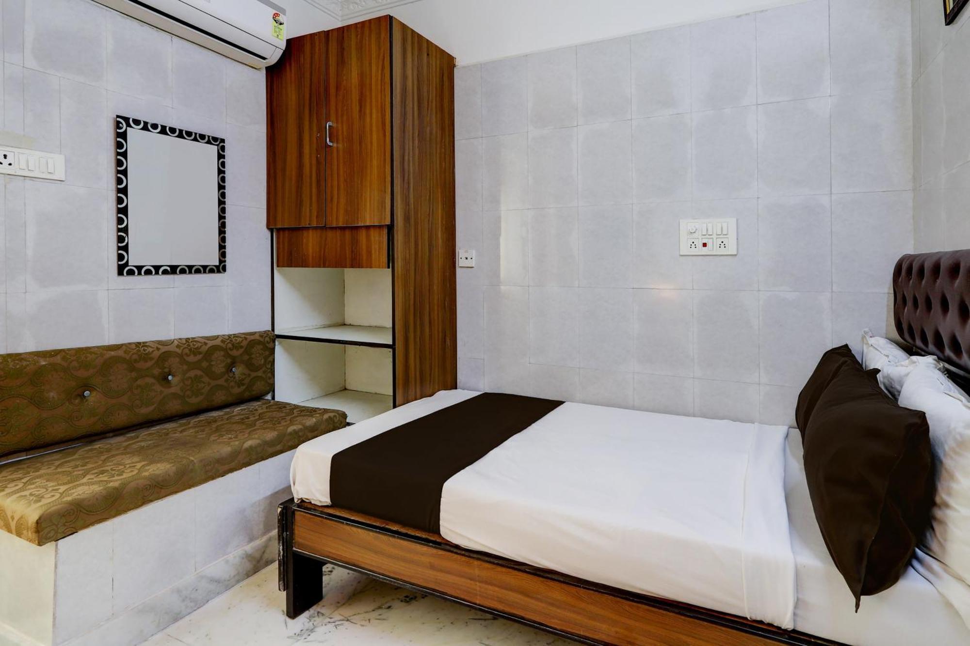 Hotel O Golden Pride Shamshabad Exteriér fotografie