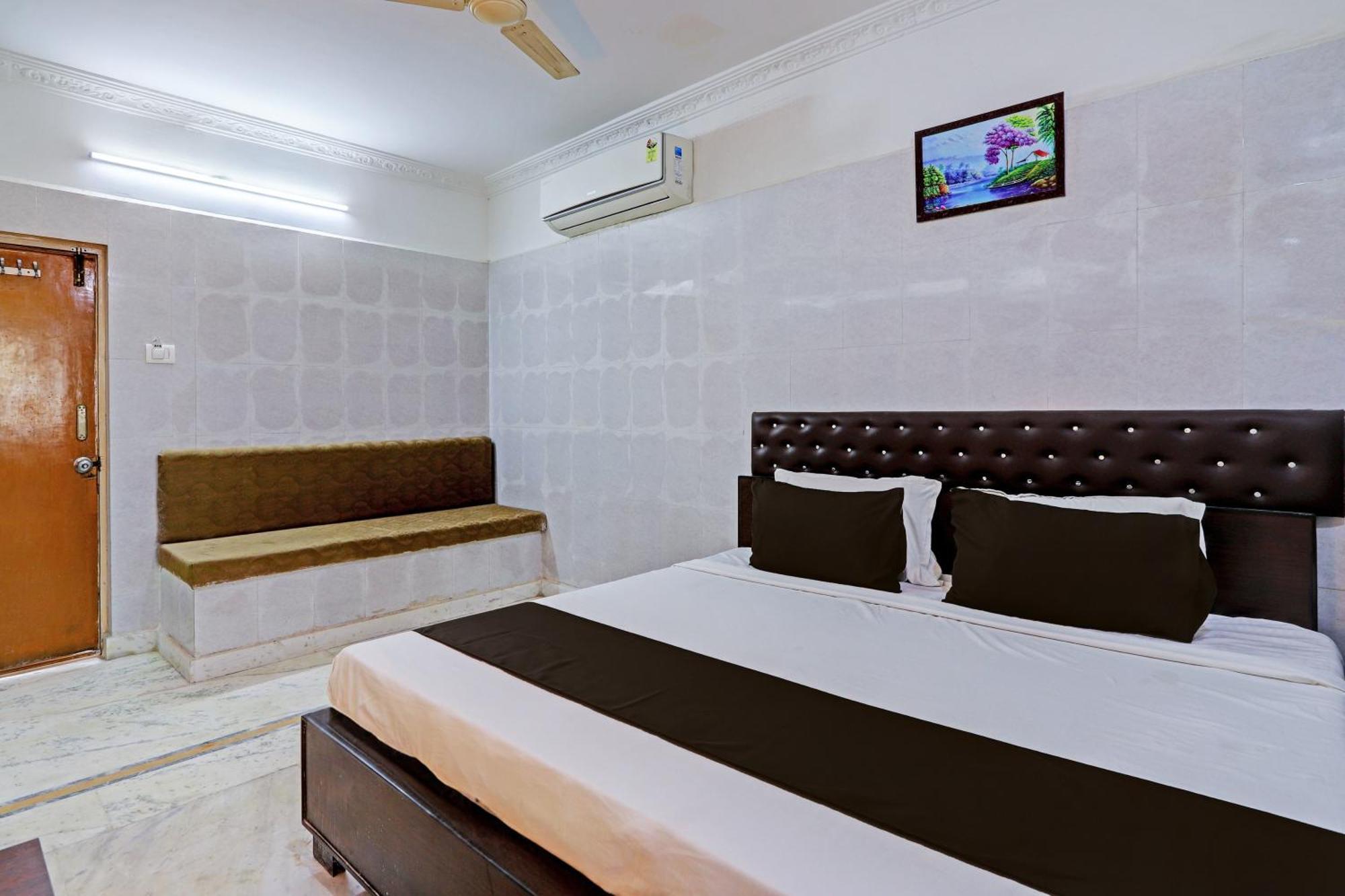 Hotel O Golden Pride Shamshabad Exteriér fotografie